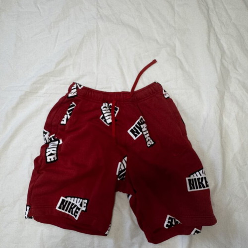 Nike shorts, red, size M / 38 / 10
