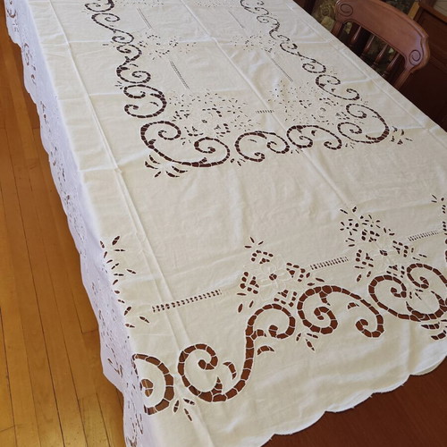 Handmade cutwork tablecloth used, 180 x 210 cm