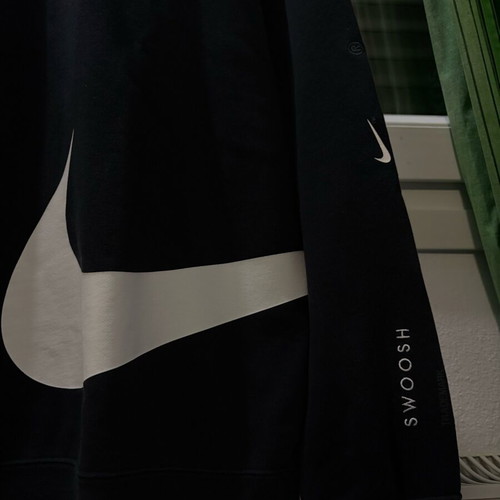 Nike sweatshirt like new, black, size M without pockets and hood