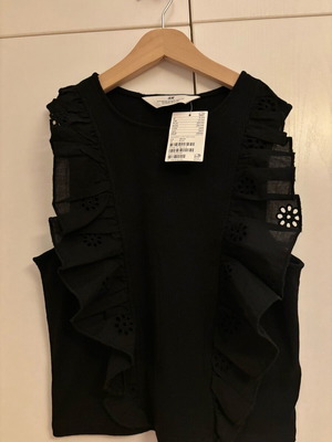Girls' Black Sleeveless Top with Ruffles H&M new, age 12-14