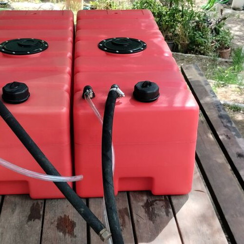 Ceredi Titano 100lt Boat Fuel Tanks like new