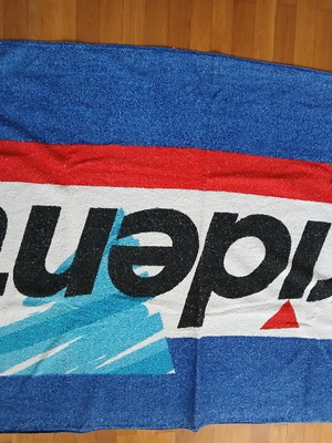 Trident towel like new, promotional 91x135 cm
