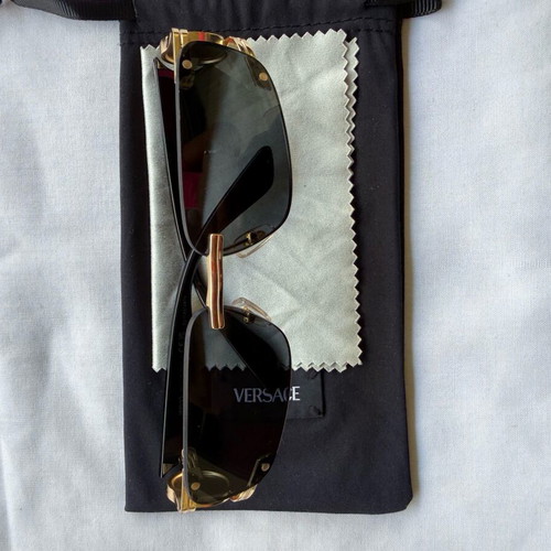 Versace VE2291 Sunglasses Black/Gold luxury edition like new