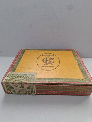 Дървена кутия Cifuentes Habana употребявана, винтидж кубинска
