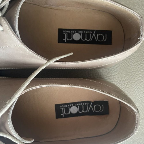 Men's leather shoes used, size 43, beige ecru