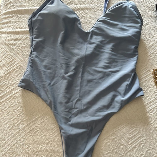 Swimsuit pack small size used