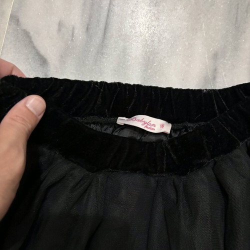 Women's dresses and skirts lightly worn, pack of 20