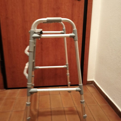 Walkers like new