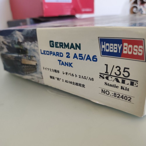 Hobbyboss German Leopard 2 A5/A6 1/35 scale model kit
