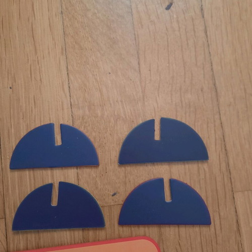Djeco craft kit with 2 photo frames like new