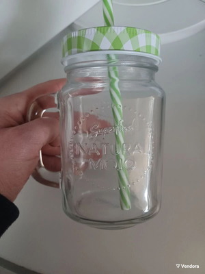 Mug jar with straw like new