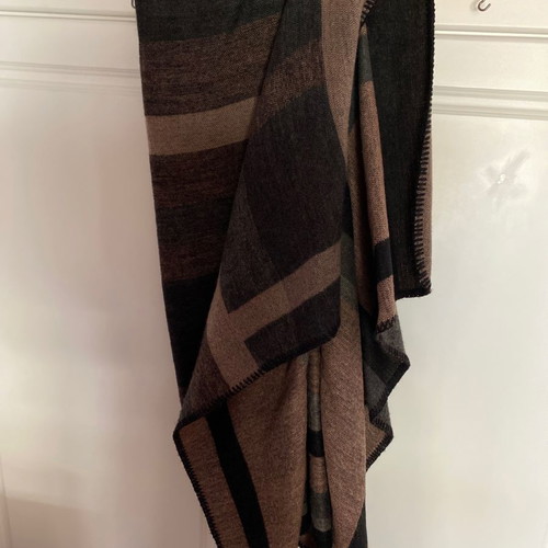 Wool scarf used with soft colors
