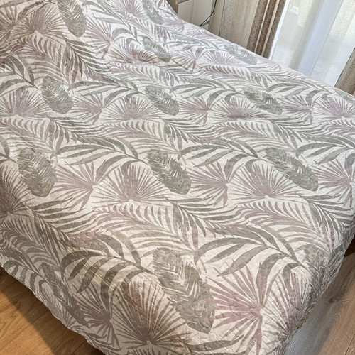 Adam Home quilt set 3 pcs 220×240cm tropical design like new