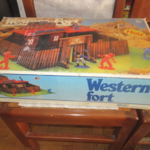 Wooden Western Fort 70s new for 1/32 soldiers