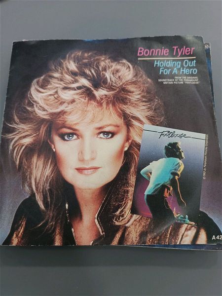  45 rpm diskos viniliou Bonnie Tyler holding out for a hero