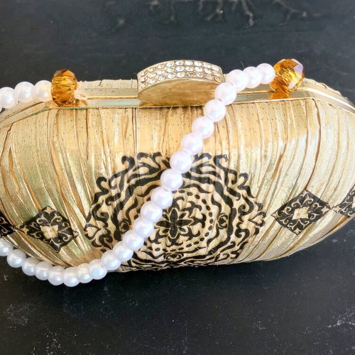 Clutch handbag refurbished, gold color