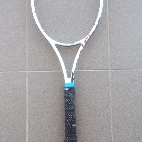 Technifibre tennis racket like new, 18x20 string pattern, 315 gr