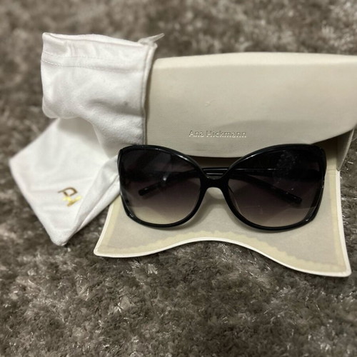 Ana Hickmann women's sunglasses like new, authentic, unworn