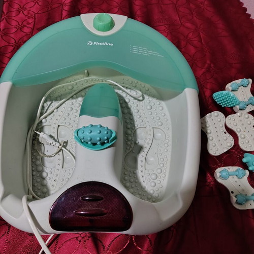 Pedicure bath with various functions like new