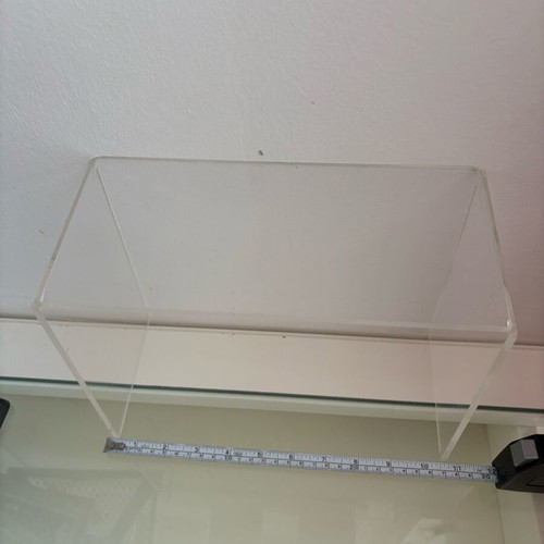 Display stand used, made of plexiglass