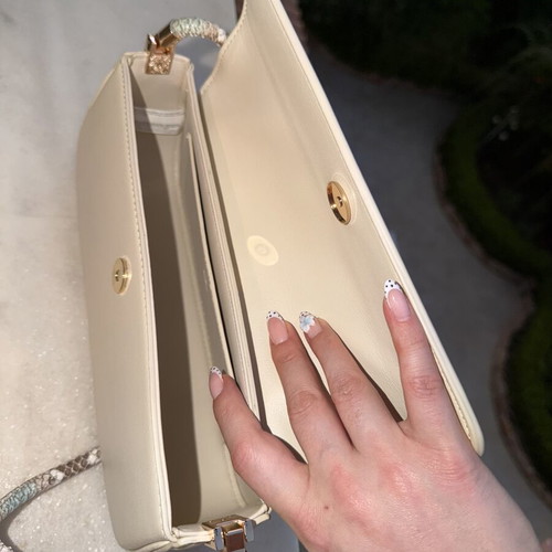 Axel shoulder bag beige like new with leather strap