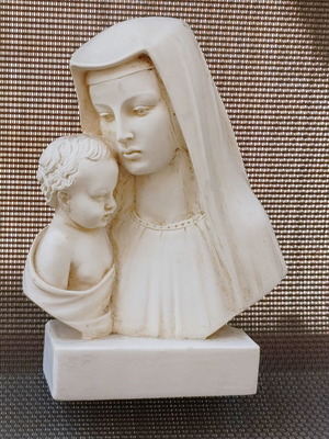 Statue of Virgin Mary and Lord Jesus Christ, 13x10 cm