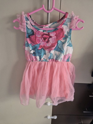 Summer dress for 3-4 years like new