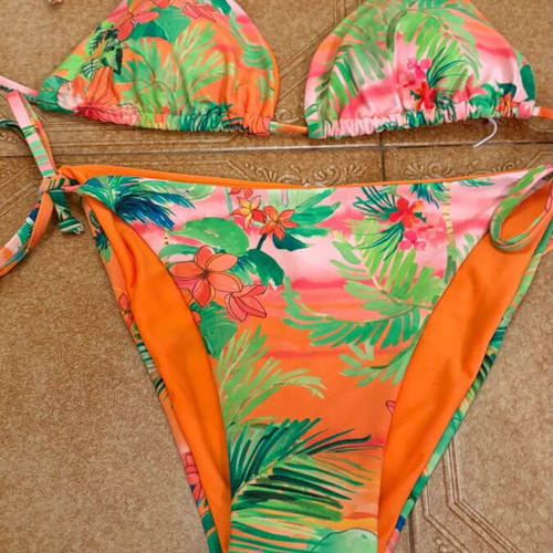 Double Face Floral Bikini Set and Pareo M new, multicolor