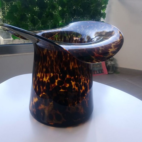 Tartaruga vase new, hat-shaped glass from Italian factory