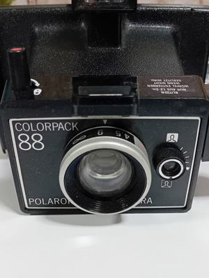 Collectible cameras, set