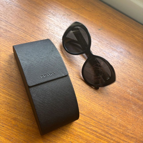 Prada Cat Eye Sunglasses Marble Effect Like New with Case