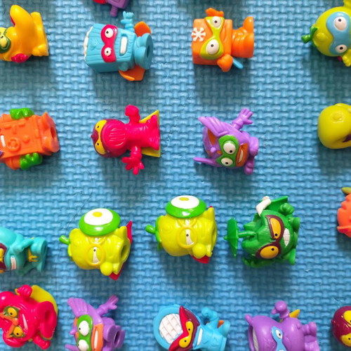 Super Zings figures like new