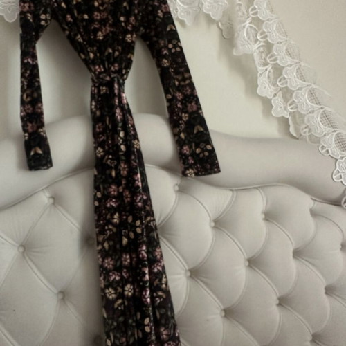 Nidodileda kimono one size like new, velvet