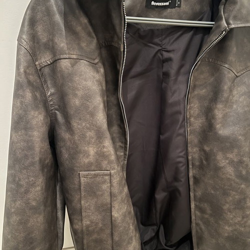 Men's leather jacket new, brown, size M