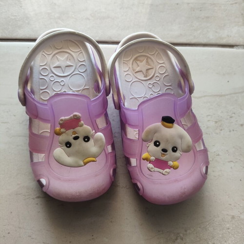Slippers used, size 26, pink