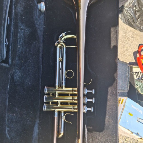 Stagg B-flat Trumpet like new