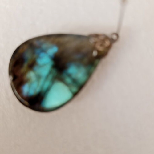 Necklace with energy labradorite crystal, new, multicolor
