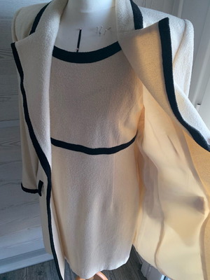 Manto Set with Bouclé Wool Dress like new, size 50