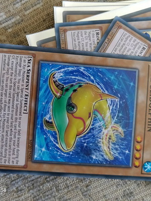 Xyz Slidolphin like new, 2020 Tin of Lost Memories Mega Pack
