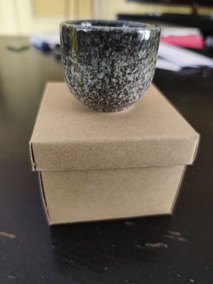 Mini Ceramic Tea Cup in Japanese Style like new, 4cm