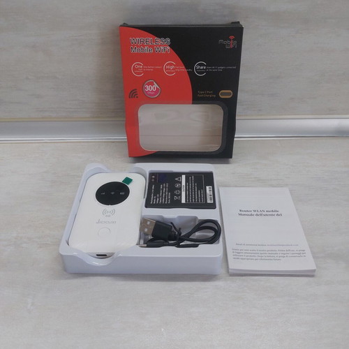 JICICUXI M5-E 4G LTE Mobile Wi-Fi Router new, 300 Mbps, Type-C fast charge