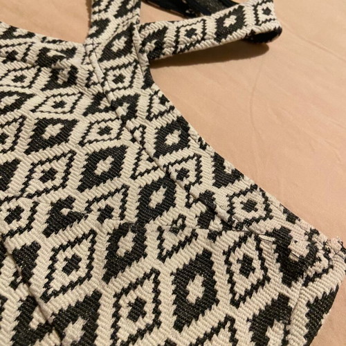Pull & Bear halter top with geometric pattern like new, size M