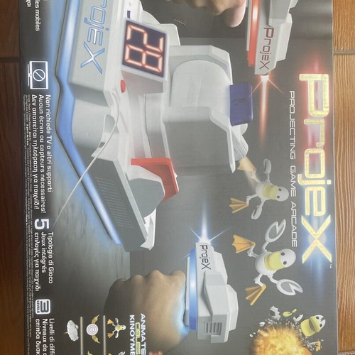 ProjeX Projecting Game Arcade like new interactive shooting game