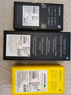 Кутии Realme GT7T, Realme 8 и Realme GT Master Edition като нови