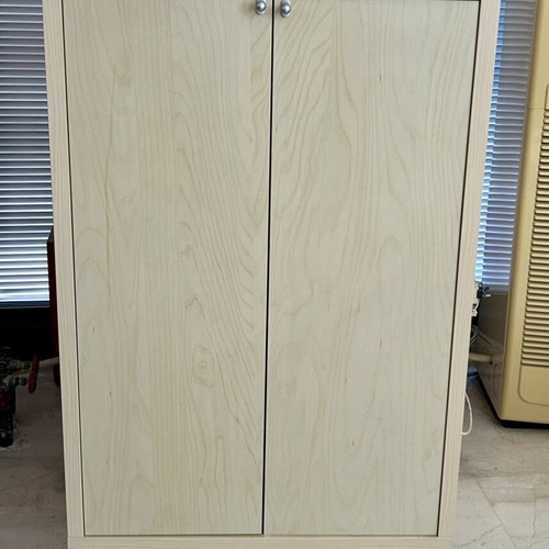 Two-Door Wardrobe like new, dimensions 69x40x1.15