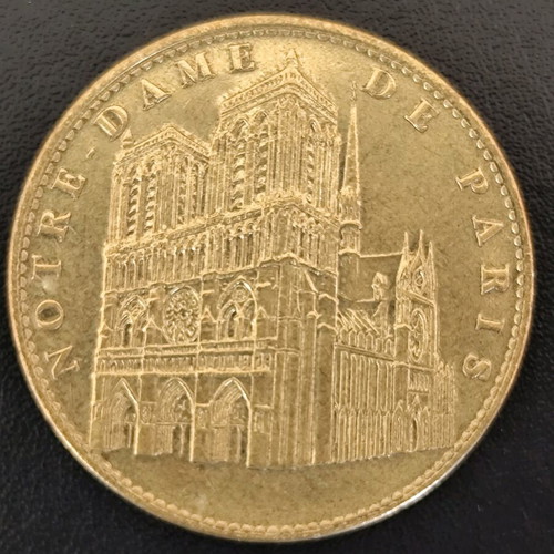 Collectible tourist medal token Notre-Dame de Paris 2007 used
