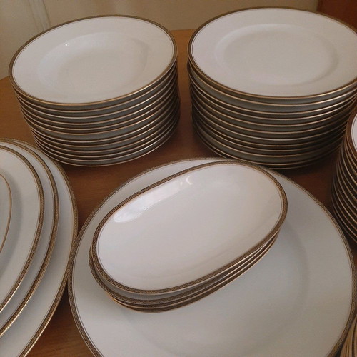 Bavarian Porcelain Dinnerware Set 69 pcs like new