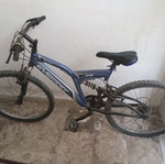 Everest city bike with front and rear suspension, blue