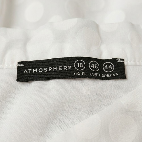 Atmosphere white romantic skirt like new, size XXXL