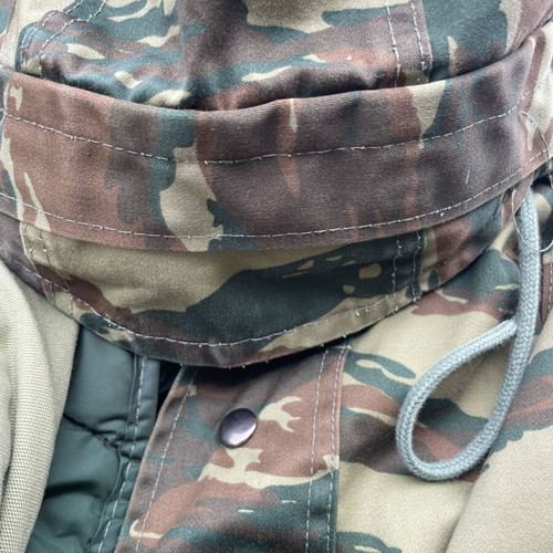 Military jacket forest color new type medium used 2024